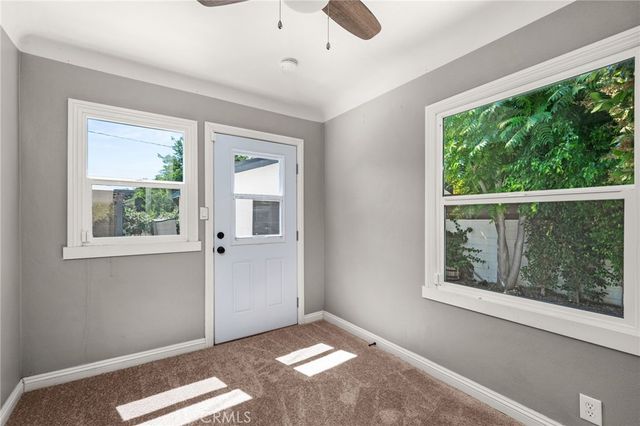 $915,000 | 114 East Woodbury Road, Altadena, CA 91001