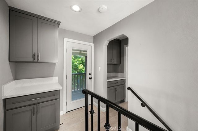 $915,000 | 114 East Woodbury Road, Altadena, CA 91001