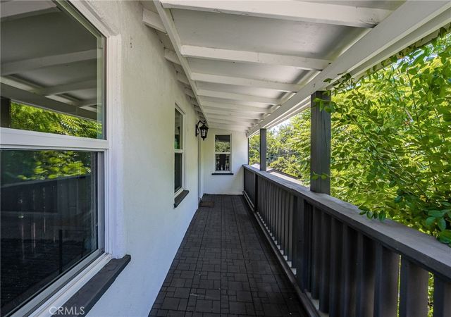 $915,000 | 114 East Woodbury Road, Altadena, CA 91001