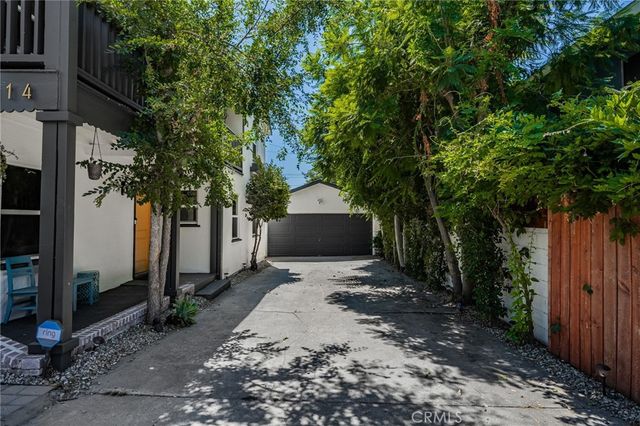$915,000 | 114 East Woodbury Road, Altadena, CA 91001