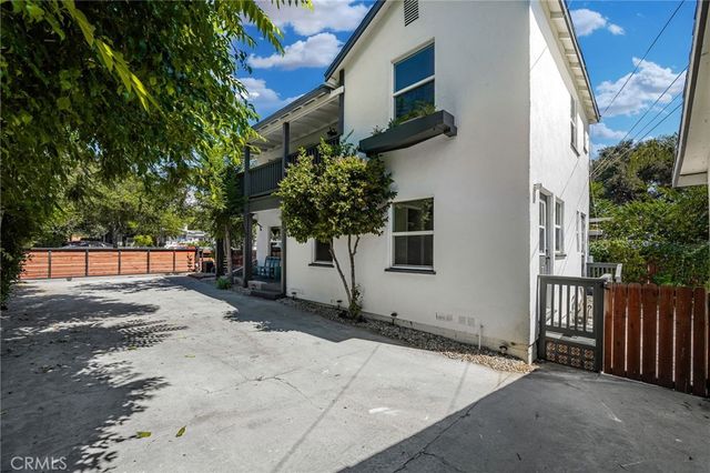 $915,000 | 114 East Woodbury Road, Altadena, CA 91001