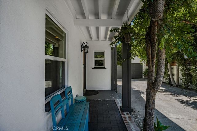 $915,000 | 114 East Woodbury Road, Altadena, CA 91001