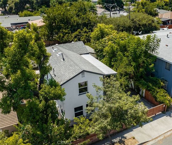 $915,000 | 114 East Woodbury Road, Altadena, CA 91001