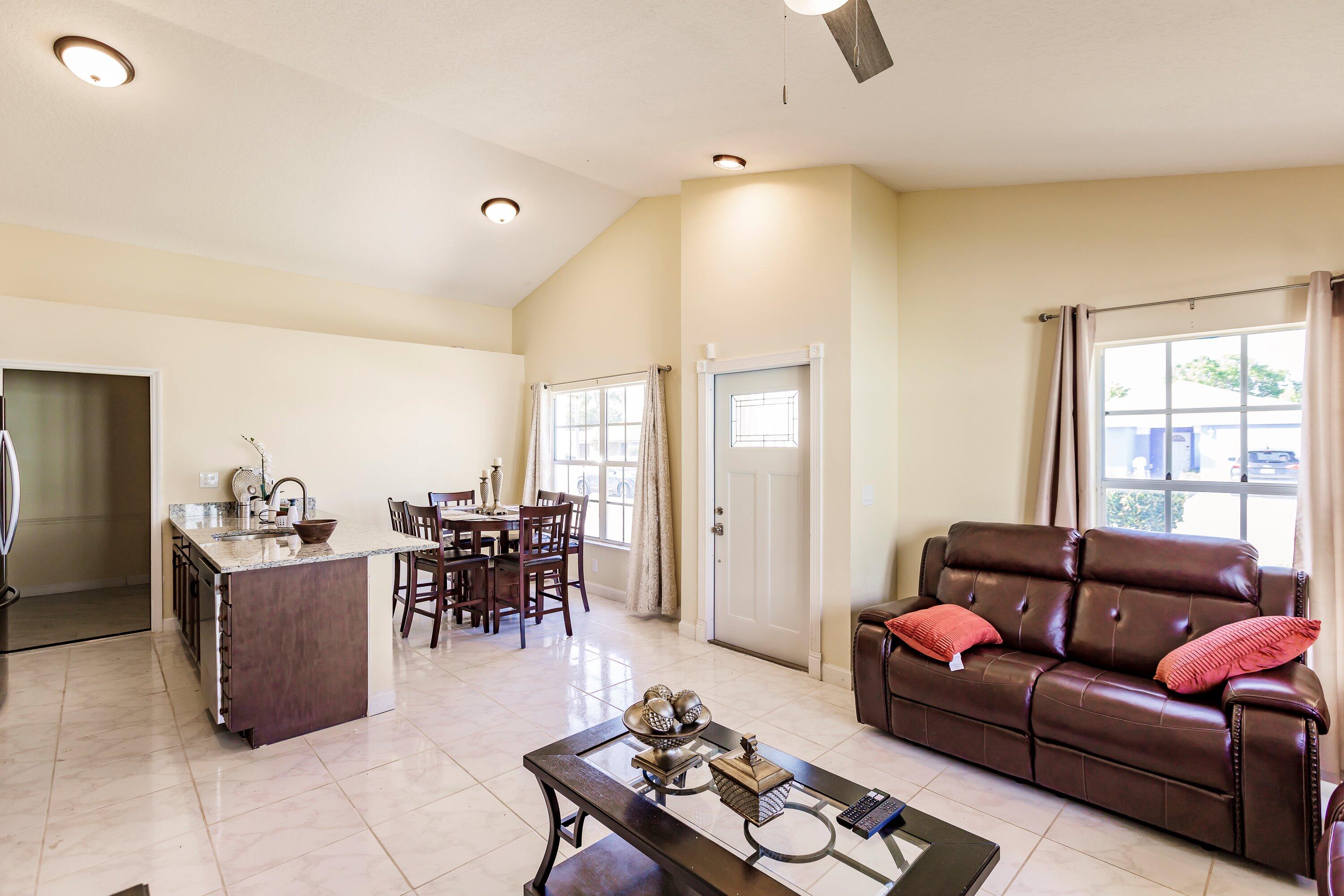 1249 West 34th Street Riviera Beach, FL 33404 - Photo 9 of 30 12-Photo 12
