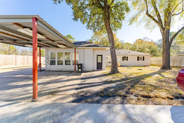 $4,000 | 11407 Iberia Drive, Houston, TX 77065