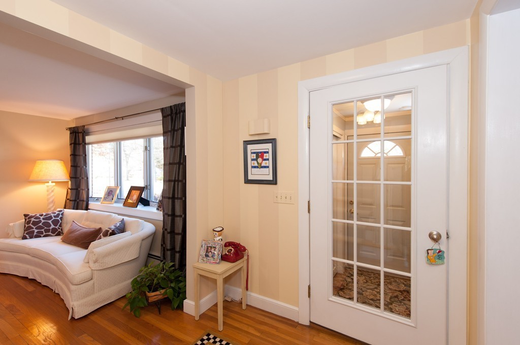 15 Roberta Road Sharon, MA 02067 - Photo 3 of 24 Gallery Image 3