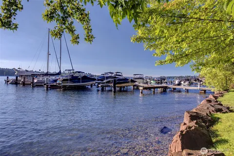 $3,150,000 | 2720 105th Avenue Southeast, Bellevue, WA 98004