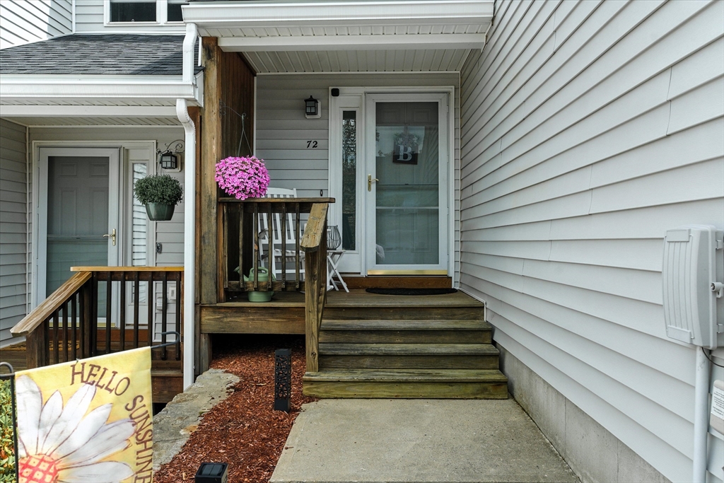 72 Green Briar Road, Unit 72 Fitchburg, MA 01420 - Photo 2 of 41