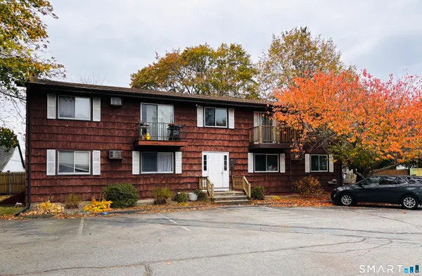 $245,900 | 43 George Avenue, Unit B, Groton, CT 06340