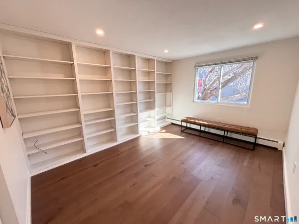 $235,000 | 43 George Avenue, Unit B, Groton, CT 06340