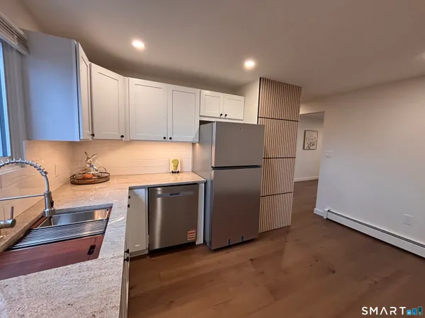 $235,000 | 43 George Avenue, Unit B, Groton, CT 06340