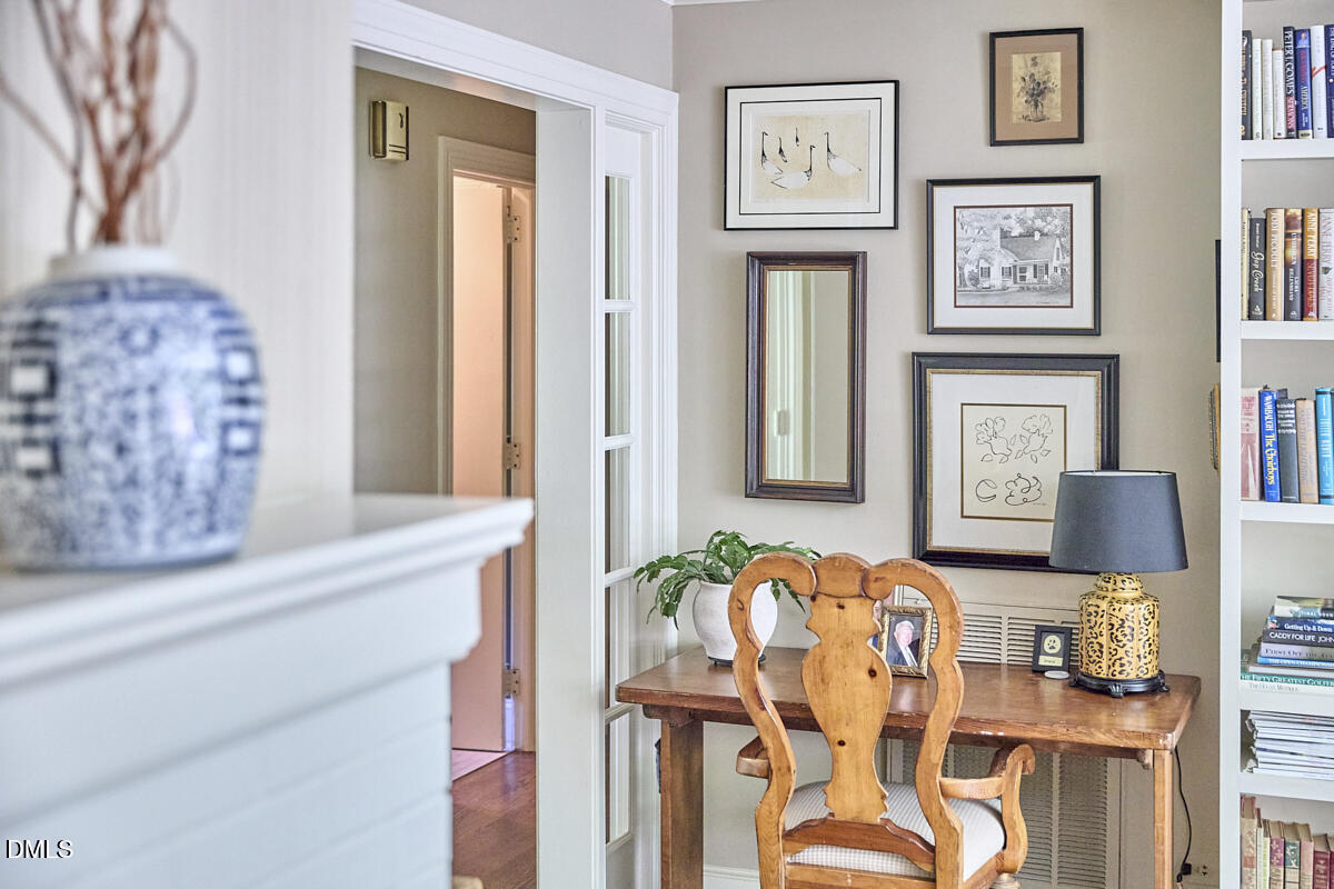 2721 Dogwood Road Durham, NC 27705 - Photo 12 of 51 125