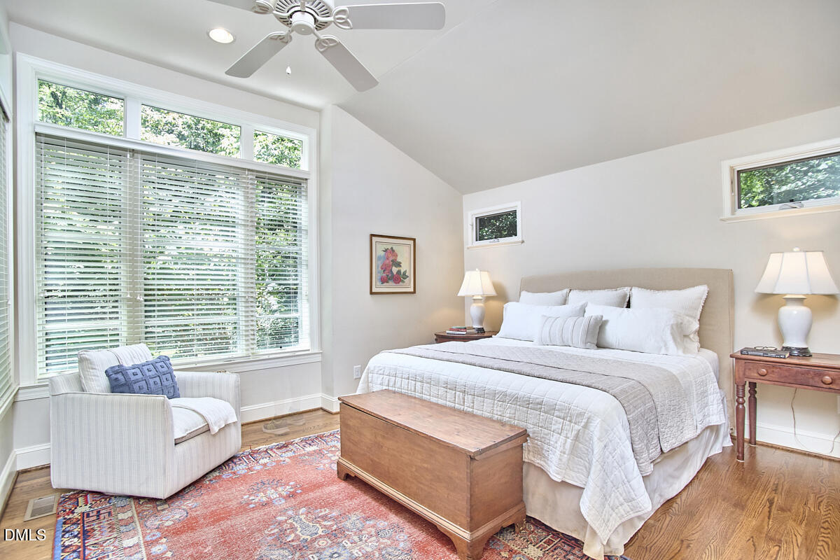 2721 Dogwood Road Durham, NC 27705 - Photo 18 of 51 085