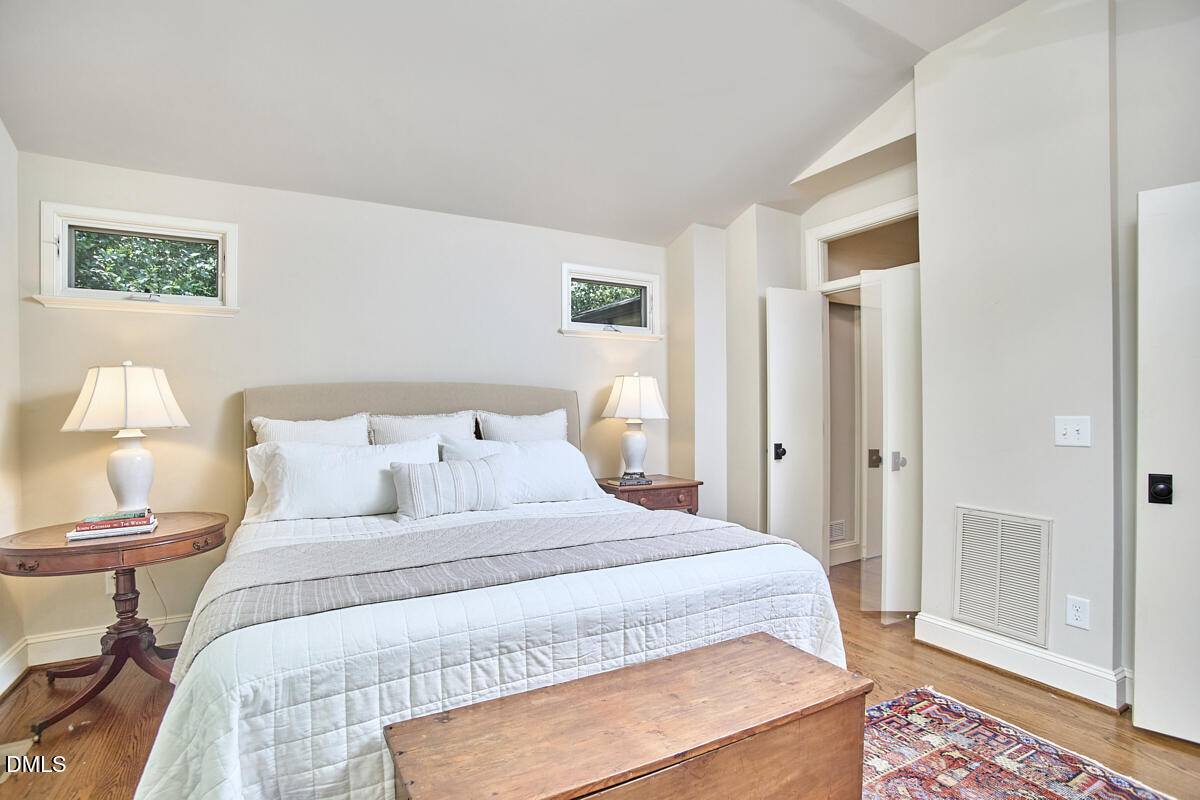 2721 Dogwood Road Durham, NC 27705 - Photo 20 of 51 087