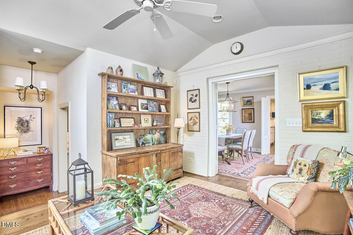 2721 Dogwood Road Durham, NC 27705 - Photo 26 of 51 076