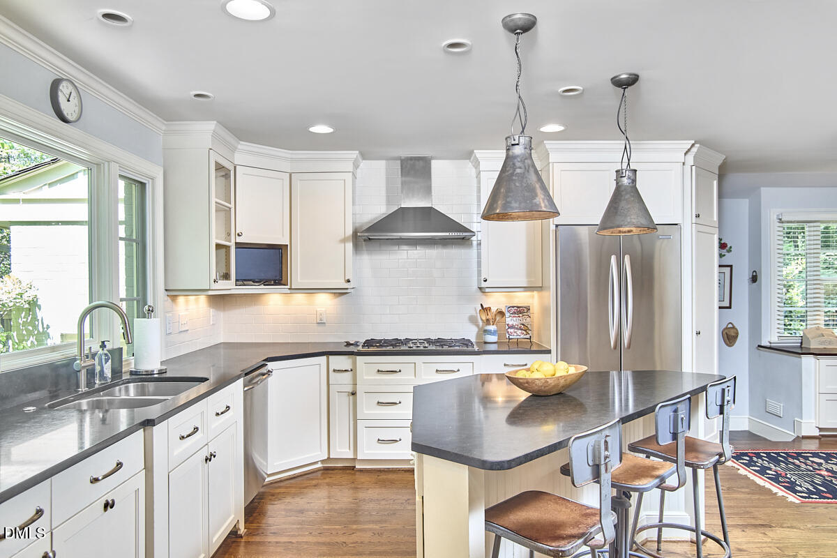 2721 Dogwood Road Durham, NC 27705 - Photo 30 of 51 100