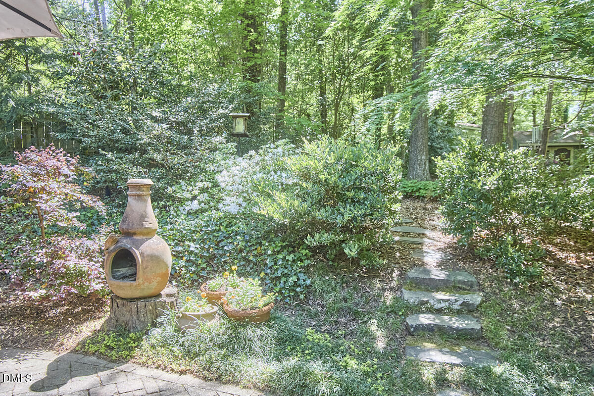 2721 Dogwood Road Durham, NC 27705 - Photo 40 of 51 029