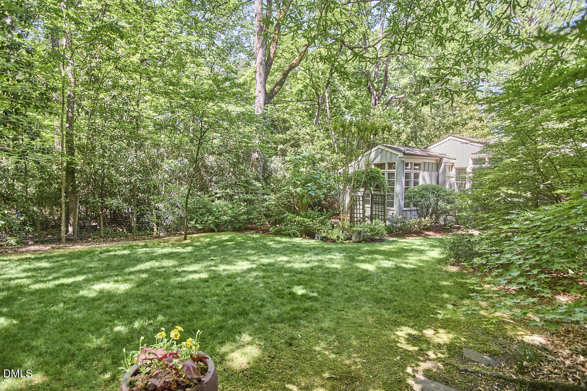 2721 Dogwood Road Durham, NC 27705 - Photo 45 of 51 048