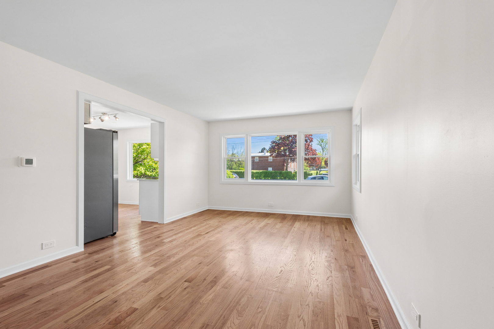 625 Hibbard Road Wilmette, IL 60091 - Photo 5 of 19