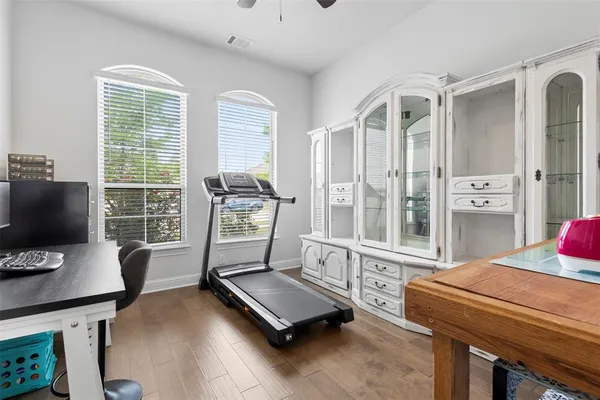 $519,500 | 806 Summer Grove Drive, Midlothian, TX 76065