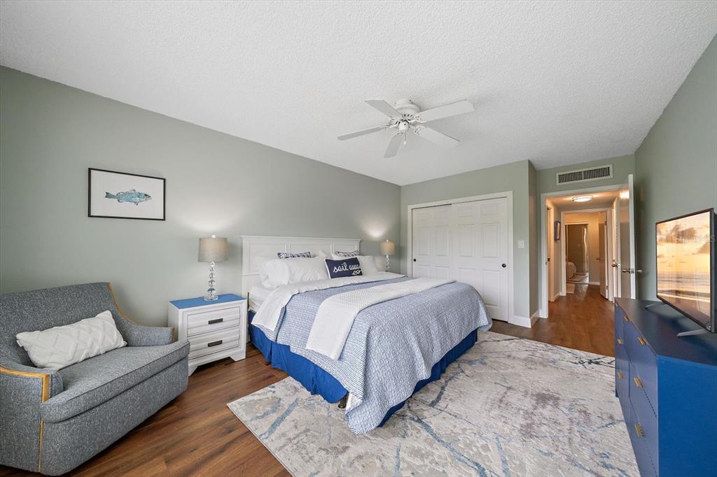 100 Sands Point Road, Unit 303 Longboat Key, FL 34228 - Photo 15 of 45