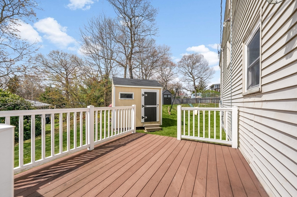 72 Norwich Road Brockton, MA 02302 - Photo 23 of 27