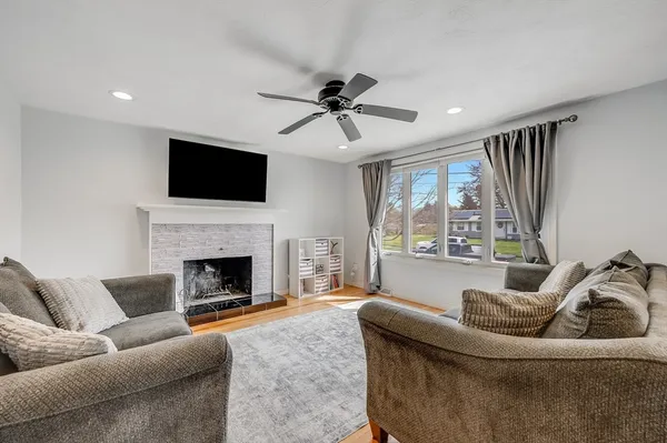 $499,900 | 72 Norwich Road, Brockton, MA 02302