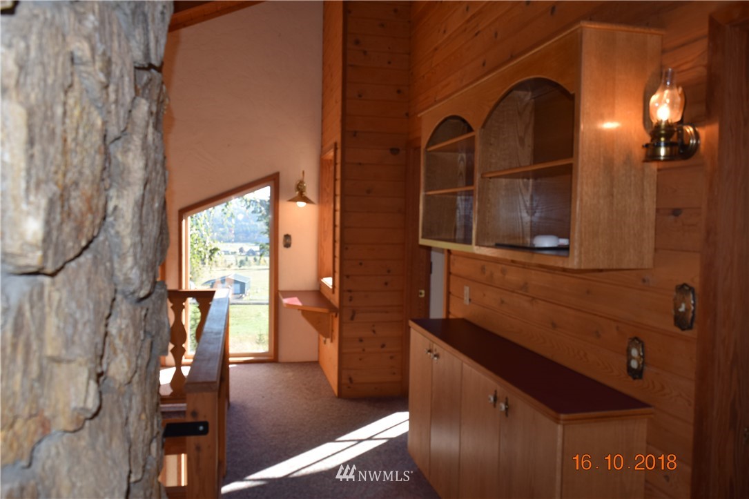 244 Oxbow Road Raymond, WA 98577 - Photo 13 of 22 Gallery Image 13