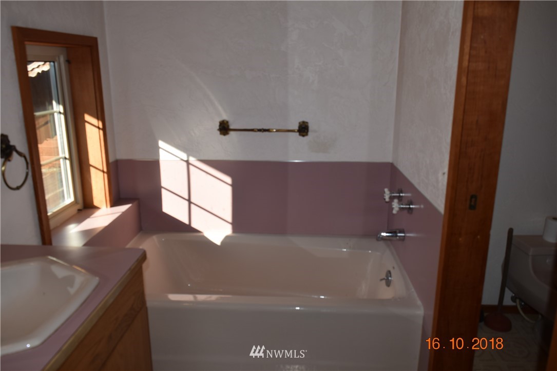 244 Oxbow Road Raymond, WA 98577 - Photo 17 of 22 Gallery Image 17