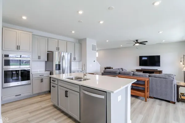 $459,900 | 6807 Sable Point Drive, Brownsburg, IN 46112