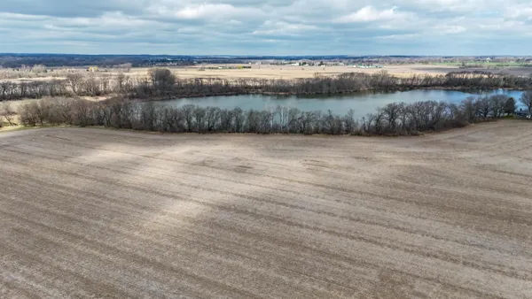 $1,500,000 | 30-ac Old Stone, Brooklyn, WI 53521