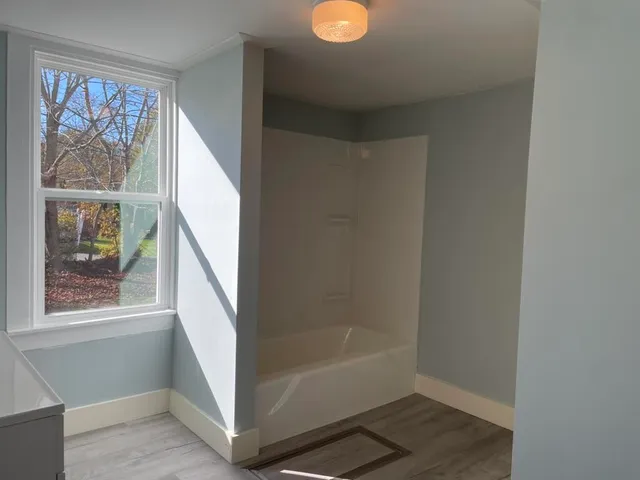 $299,000 | 5 Harbor Road, Friendship, ME 04547