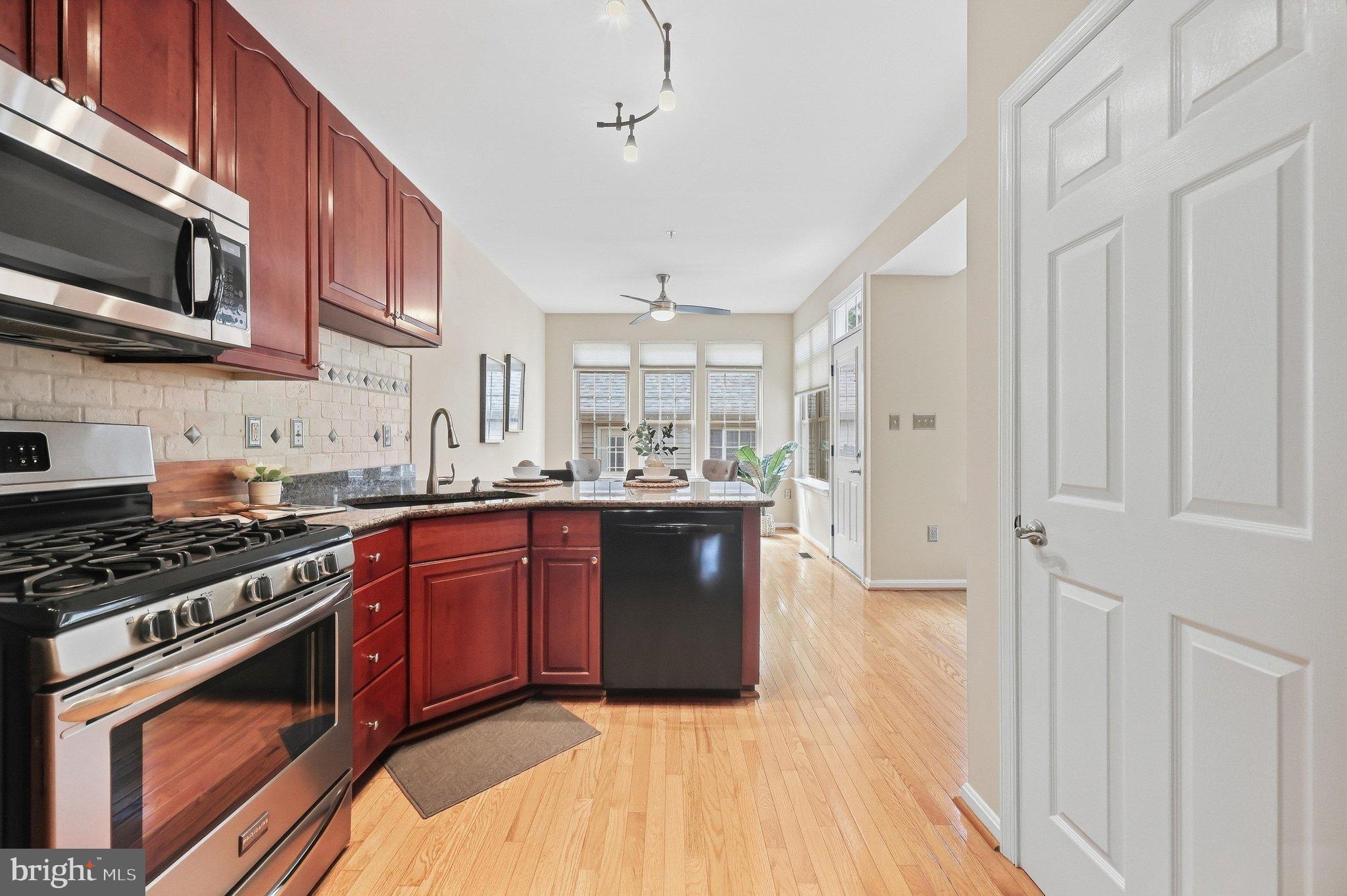 2453 Stoney Creek Road Frederick, MD 21701 - Photo 14 of 70 Kitchen