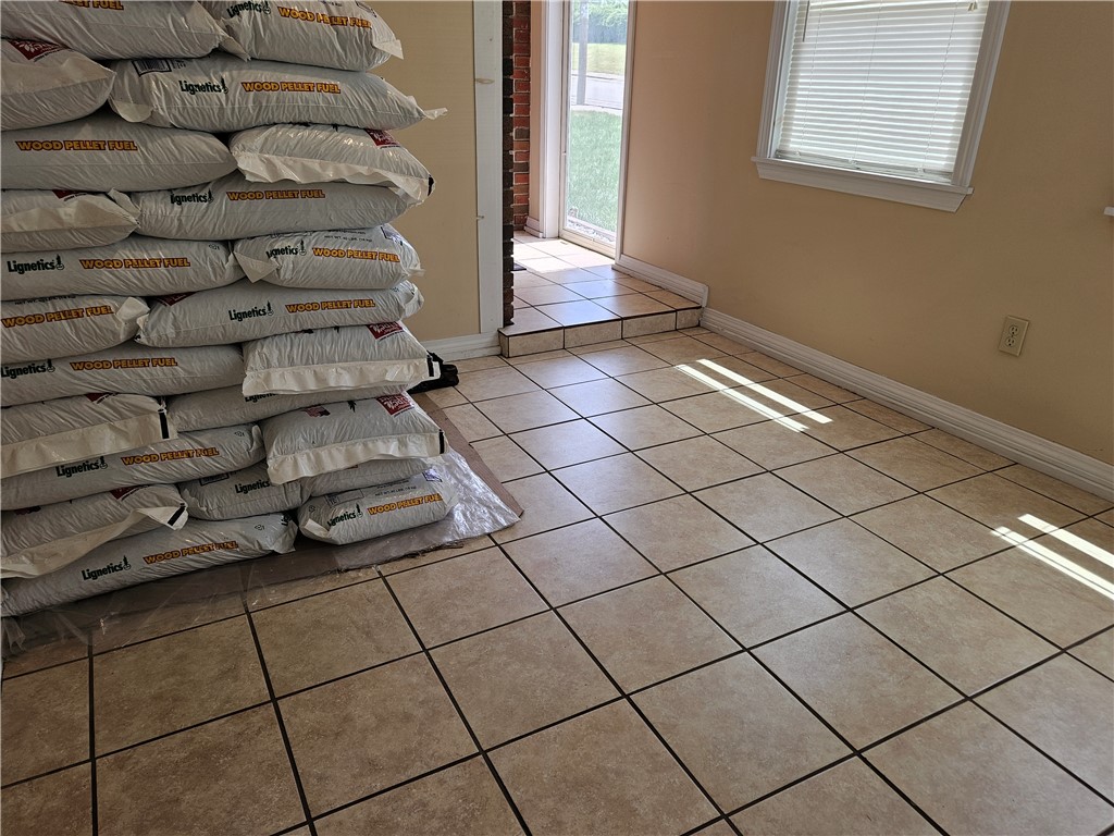 461 River Road Lincoln, RI 02865 - Photo 20 of 29
