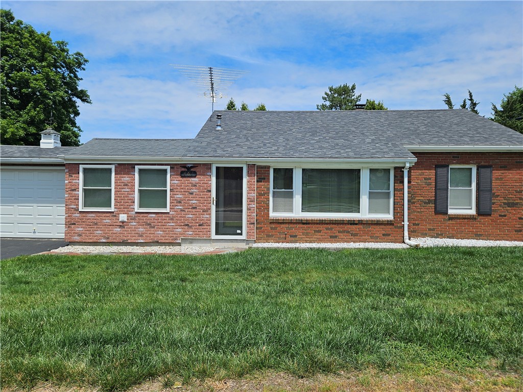 461 River Road Lincoln, RI 02865 - Photo 2 of 29