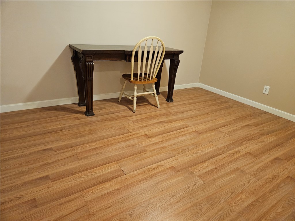 461 River Road Lincoln, RI 02865 - Photo 21 of 29
