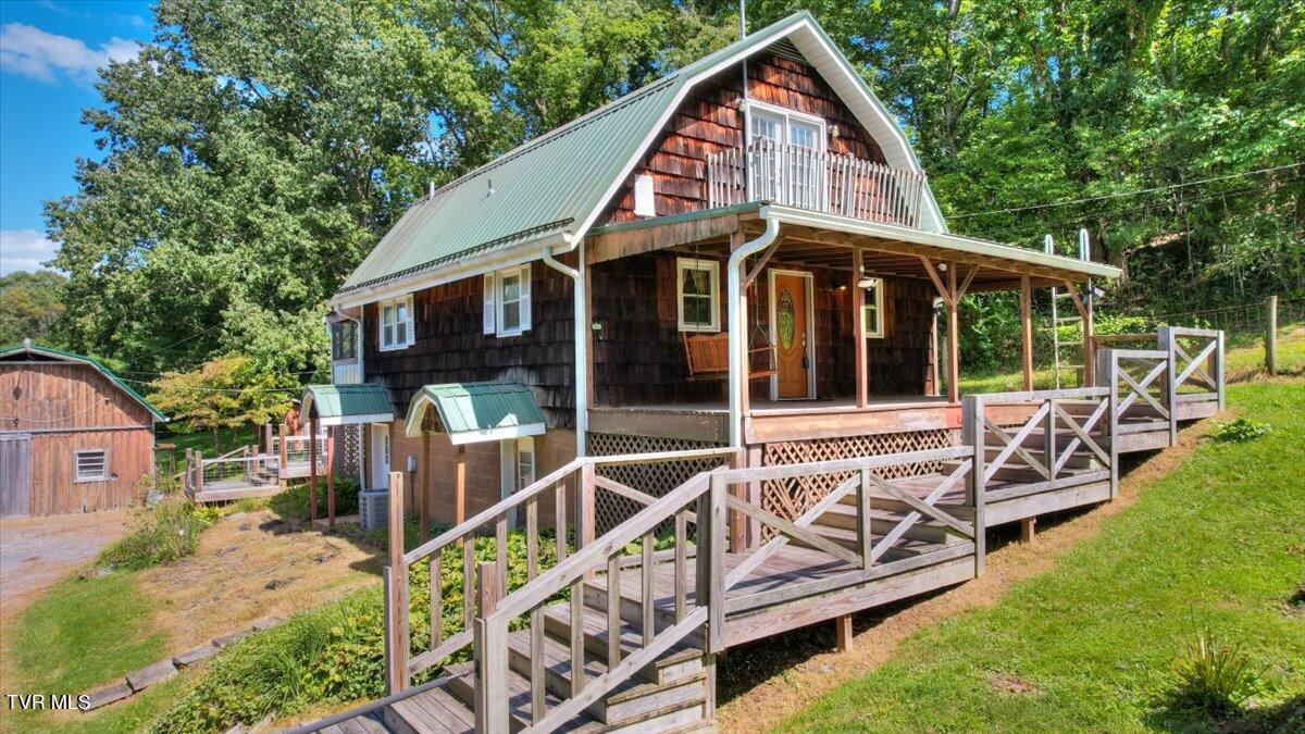 965 Old Gray Station Road Johnson City, TN 37615 - Photo 1 of 143 001-965_OldGrayStation-29