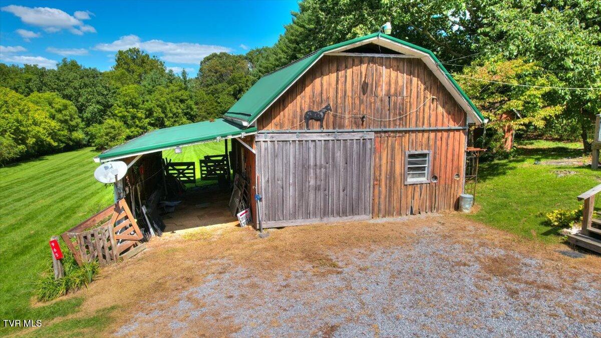 965 Old Gray Station Road Johnson City, TN 37615 - Photo 16 of 143 016-965_OldGrayStation-42