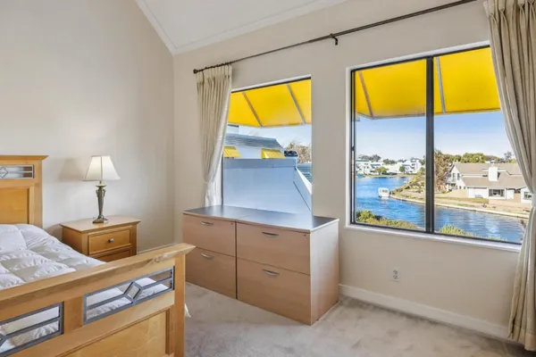 a picture of city view