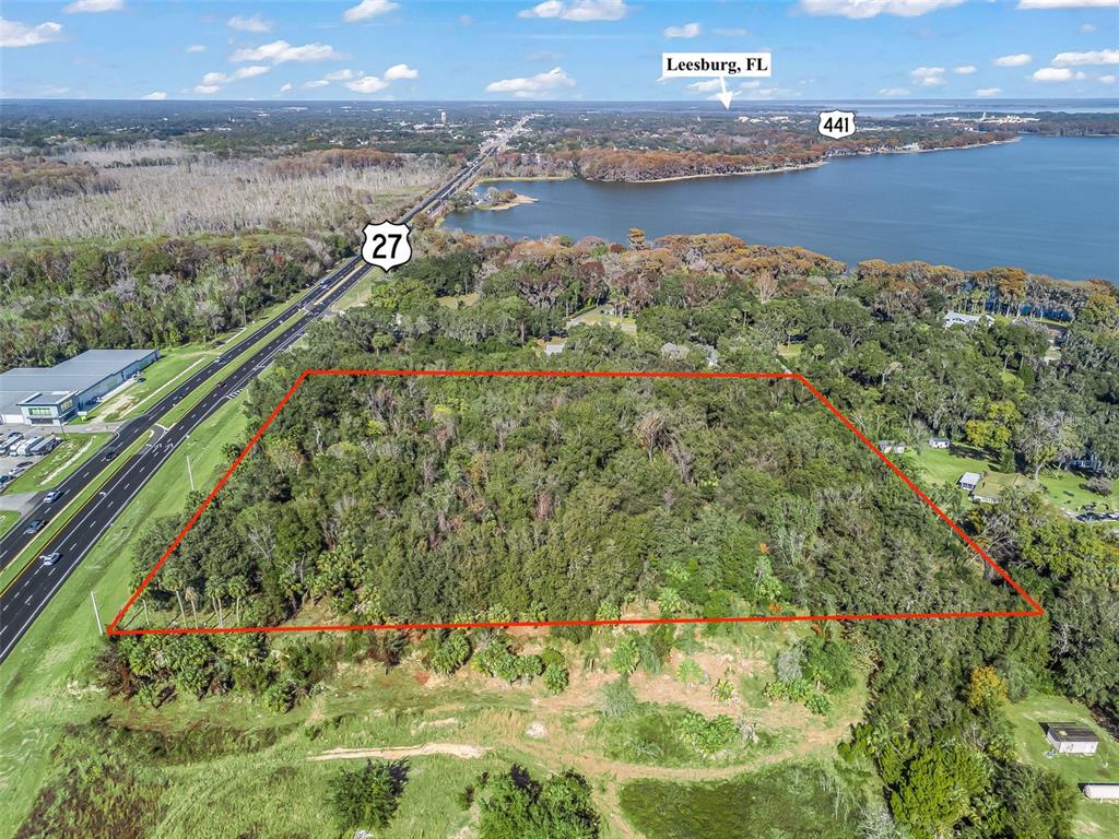 14th Street Leesburg, FL 34748 - Photo 17 of 26 a view of a city and an ocean view