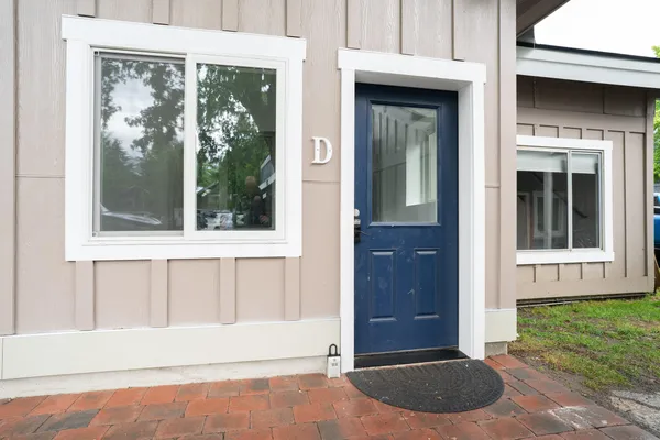 $689,000 | 218 Pinewood Lane, Unit D6, Ketchum, ID 83340