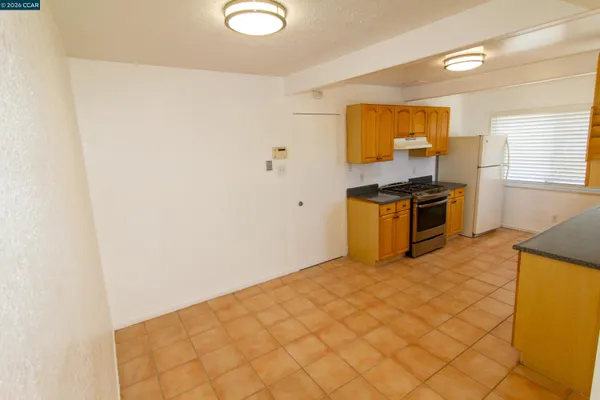 $575,000 | 2929 Alta Mira Drive, Richmond, CA 94806