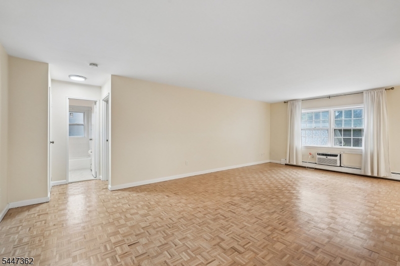 135 South Maple Avenue, Unit 143B Ridgewood, NJ 07450 - Photo 9 of 30 Gallery Image 9