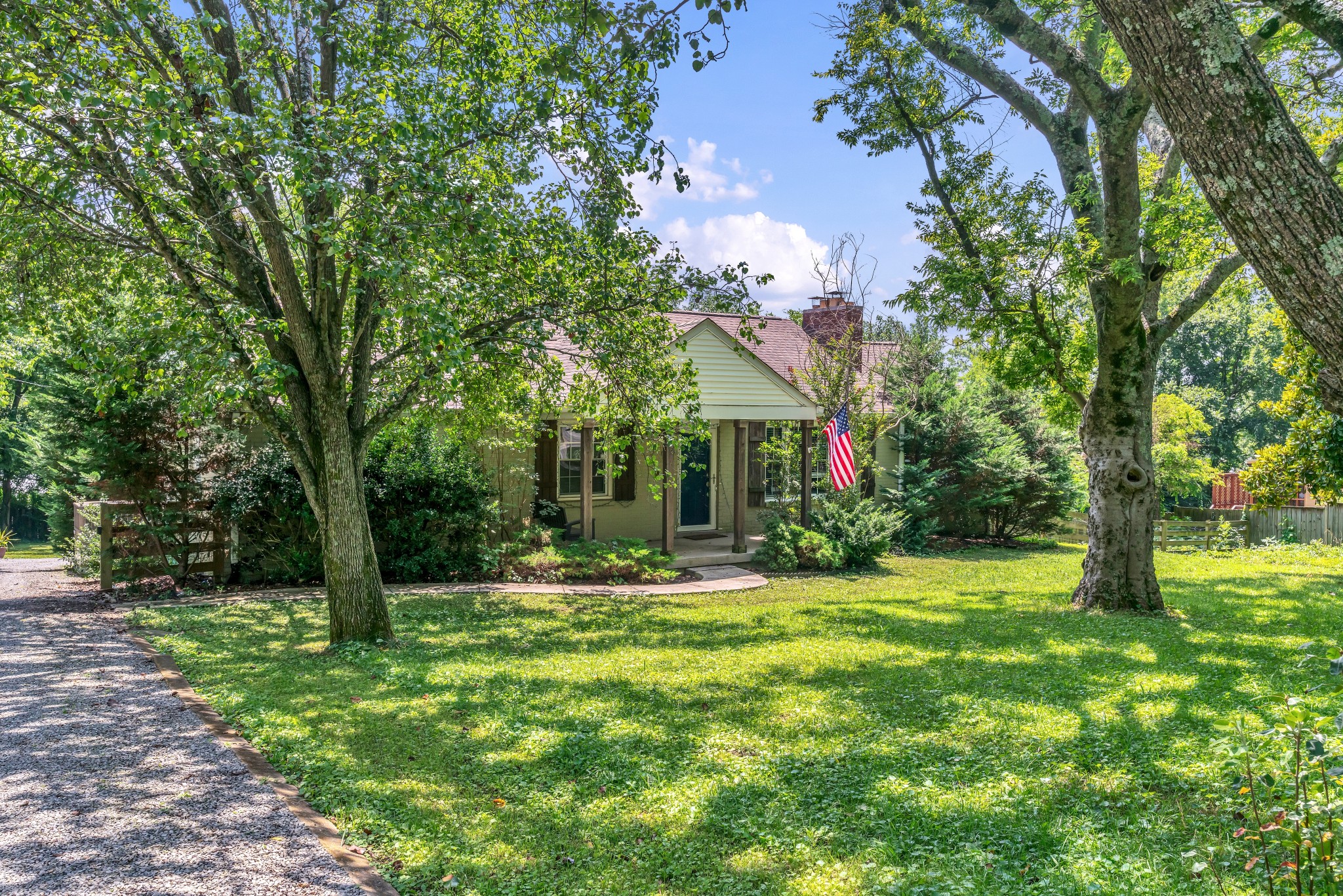 918 Dickerson Road Goodlettsville, TN 37072 - Photo 5 of 40