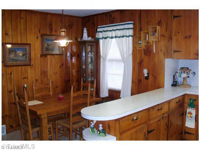 1849 Greenfield Road Walnut Cove, NC 27052 - Photo 4 of 15 Kitchen.