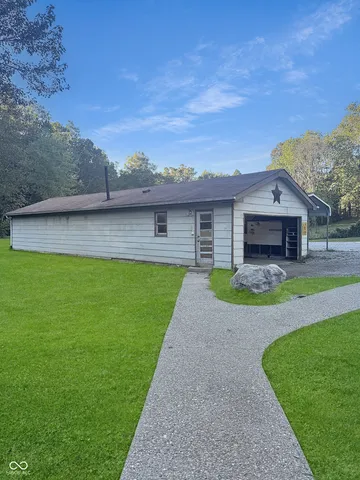 $215,000 | 2770 South R 67 North, Martinsville, IN 46151