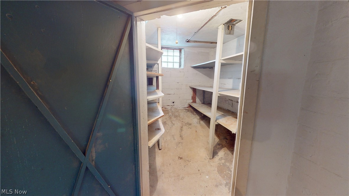 3988 Navahoe Road Cleveland Heights, OH 44121 - Photo 25 of 31 View of storage