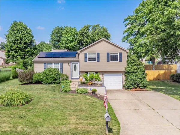 $379,000 | 404 Anna Marie Drive, Cranberry Township, PA 16066
