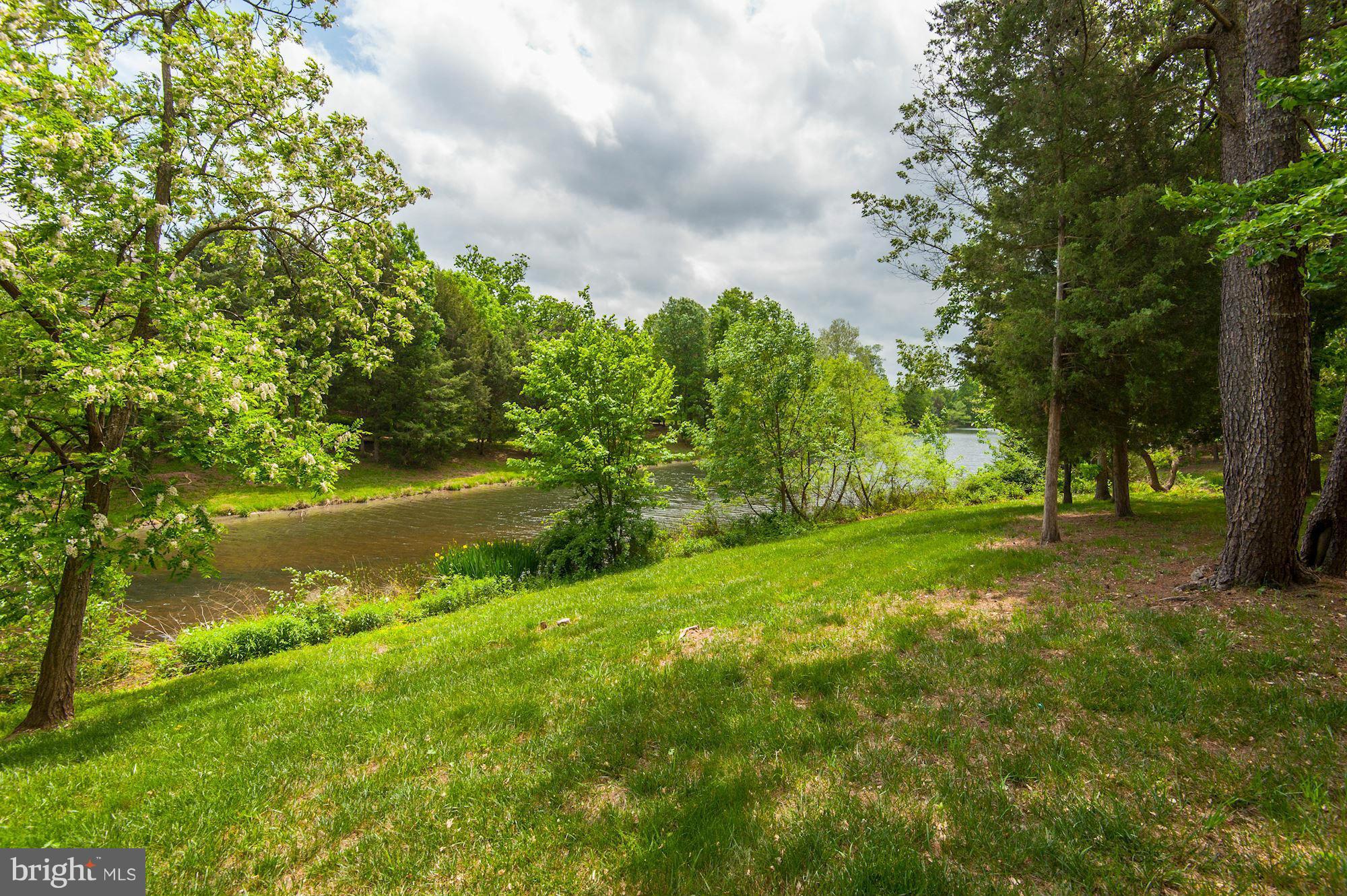 14923 Alpine Bay Loop Gainesville, VA 20155 - Photo 27 of 29 Lake Views