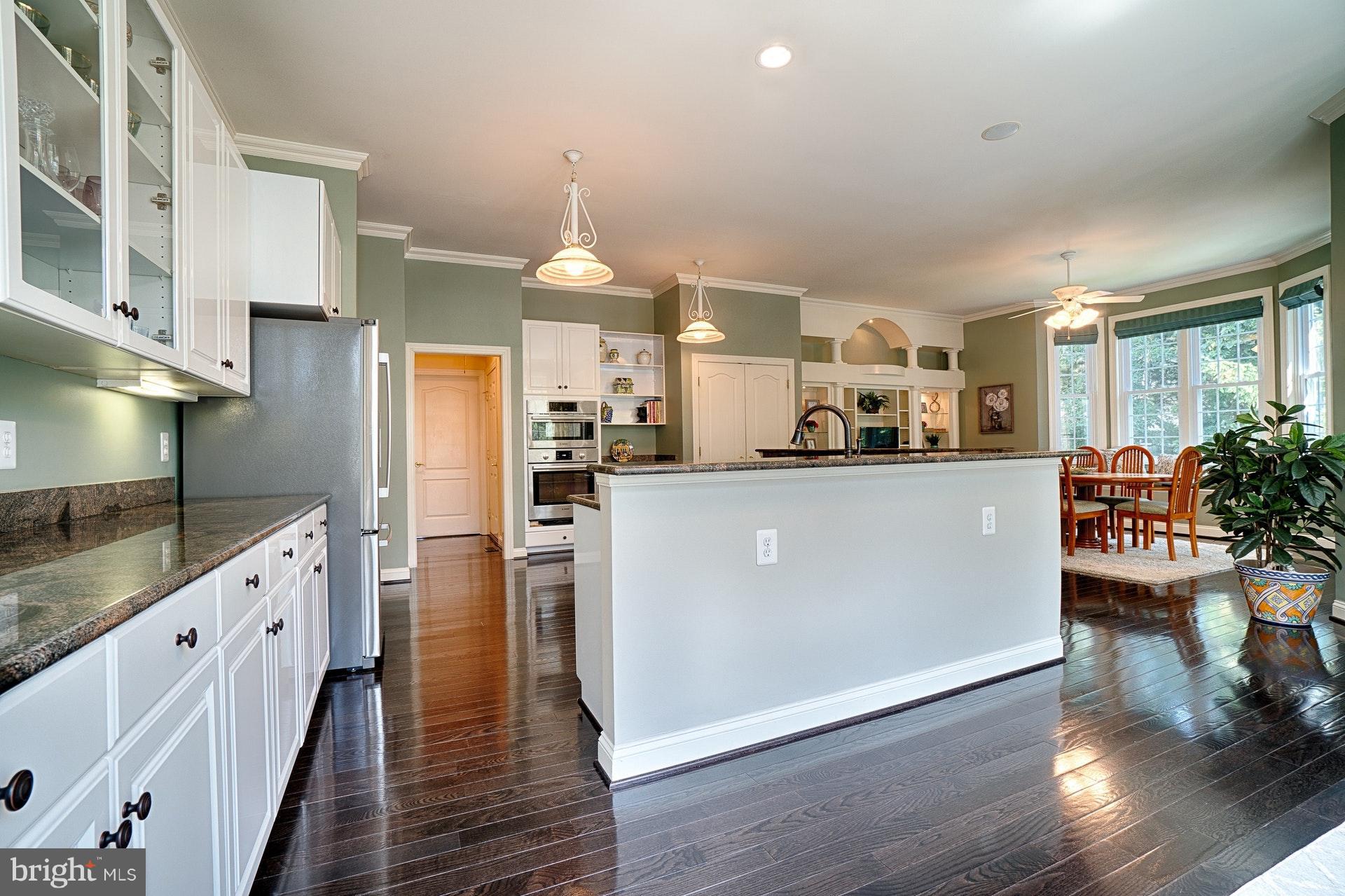 14923 Alpine Bay Loop Gainesville, VA 20155 - Photo 7 of 29 Kitchen